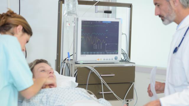 Meningitis Typ B: Was ist das für eine Krankheit, Symptome und Risiken in Deutschland