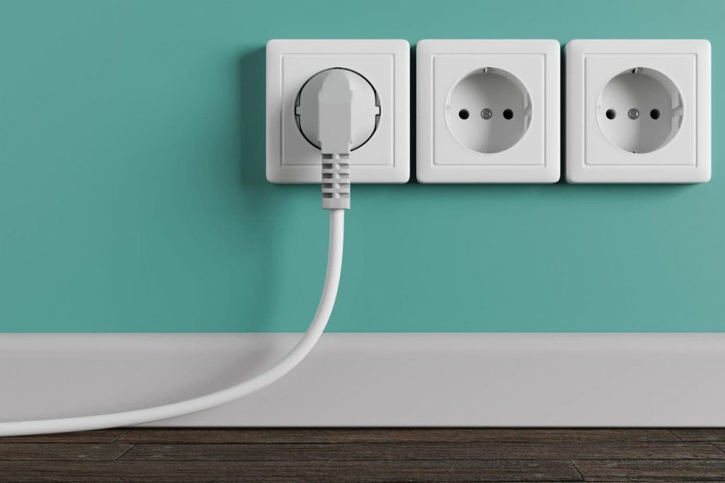 Elektroinstallation bei der Renovierung: Steckdosen, Licht und Sicherheitsregeln