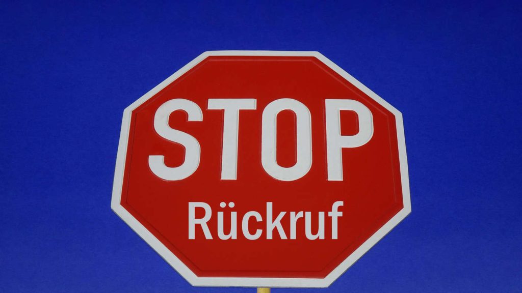 Rückruf in Deutschland: Beliebte Erdnuss-Snacks könnten Metallteile enthalten
