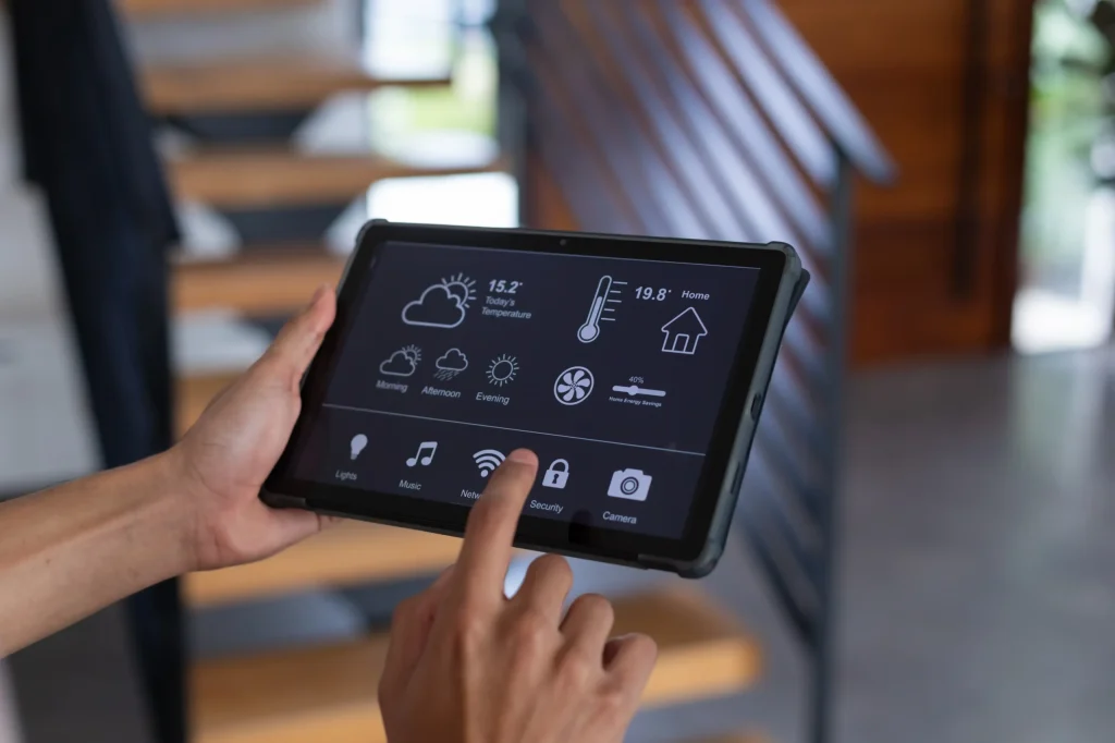Smart Home nachrüsten: Möglichkeiten, Kosten und typische Fehler