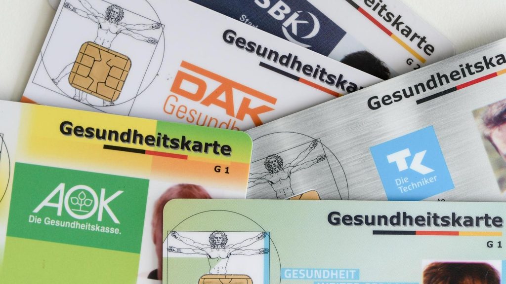 Nichtzahlung von Beiträgen: Dürfen Krankenkassen Gesundheitskarten sperren?