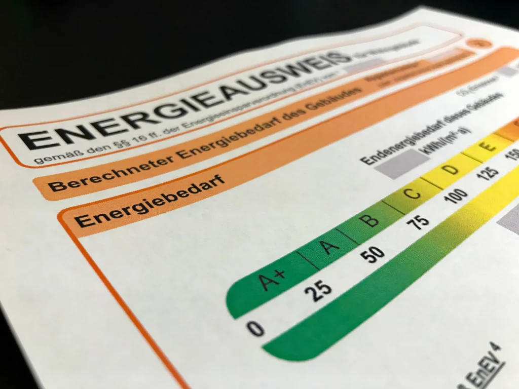 Gebäudeenergiegesetz (GEG) 2026: Pflichten und 65%-Regel Gebäudeenergiegesetz (GEG) 2026: Pflichten und 65%-Regel