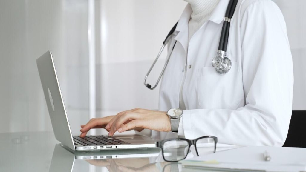 Apotheken dürfen Videoberatungen anbieten: Termine und Details