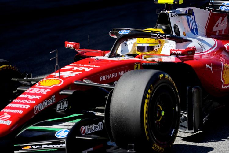 Formel 1 in Barcelona: Hamilton gewinnt nach taktischem Meisterstück von Ferrari