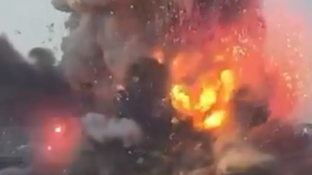 Explosion in Feuerwerkfabrik auf Malta: Druckwelle erschüttert mehrere Orte Explosion in Feuerwerkfabrik auf Malta: Druckwelle erschüttert mehrere Orte