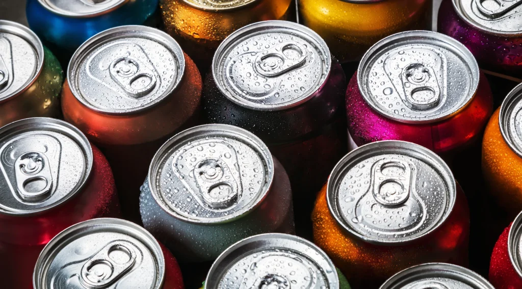 Neue Untersuchung zeigt: Energydrinks enthalten teilweise deutlich mehr Koffein als erlaubt