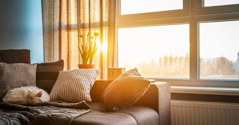 Einbruchschutz Fenster 2026: RC-Klassen, Nachrüstung und KfW-Förderung — so sichern Sie sich ab.