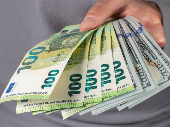 Gehalt in Deutschland 2026: Durchschnitt, Branchenund Verhandlung